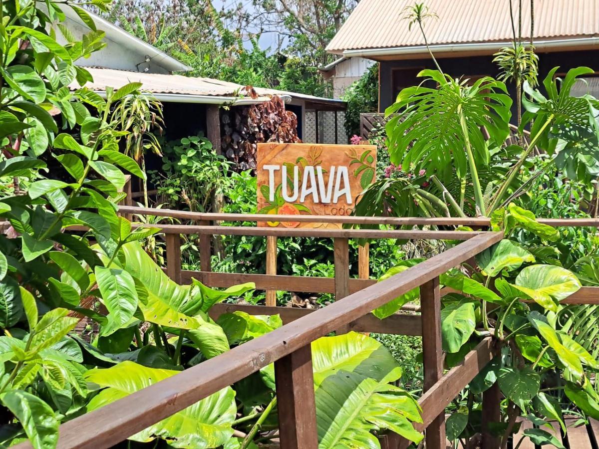 Tuava Lodge Hanga Roa Exterior photo